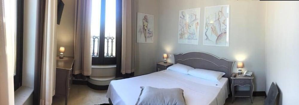 Suite Porta Terra 加利波利 外观 照片