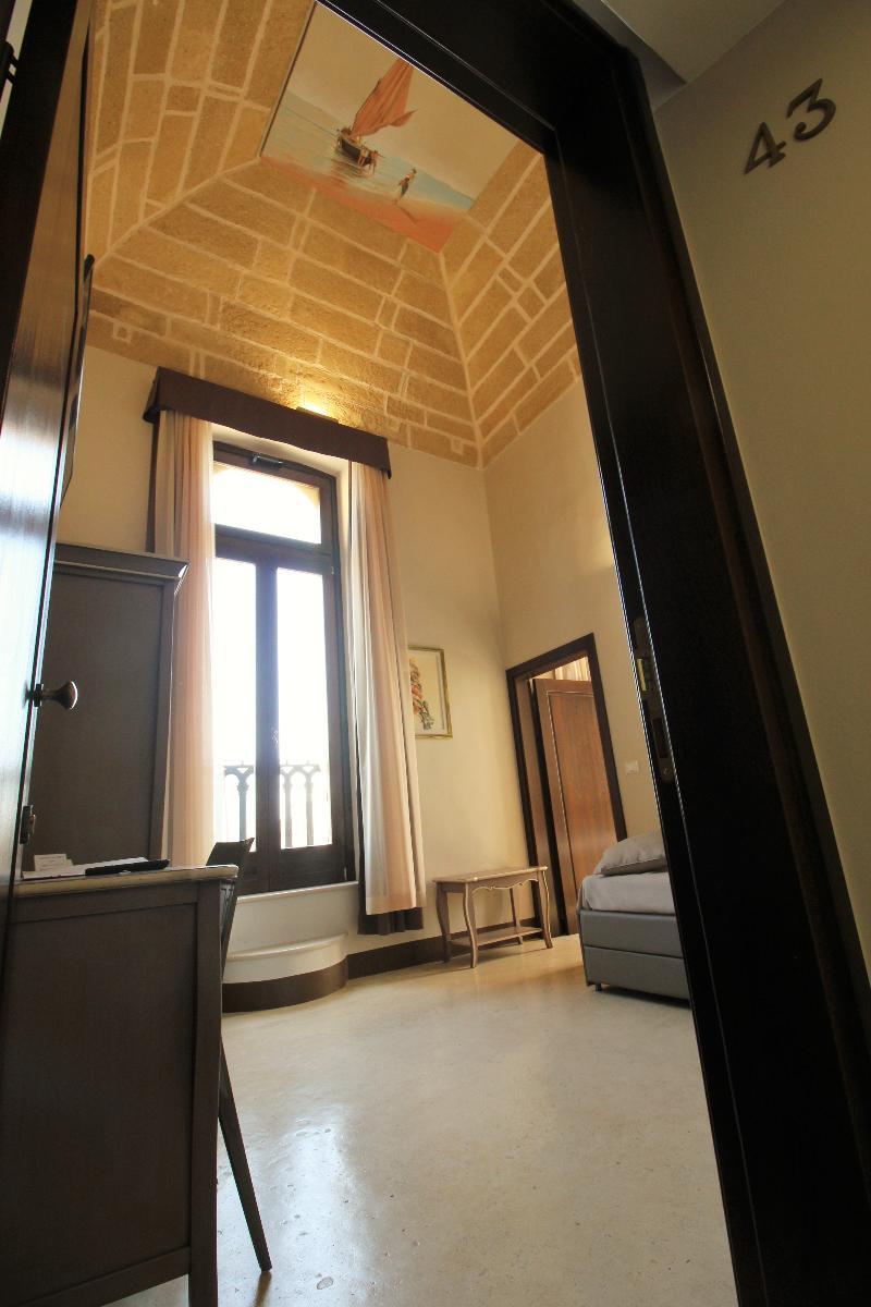 Suite Porta Terra 加利波利 外观 照片