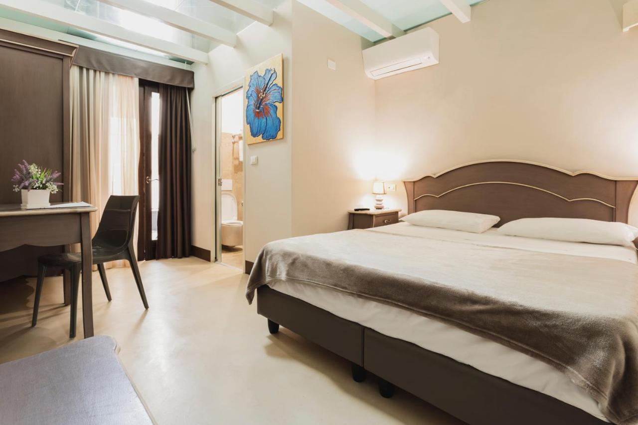 Suite Porta Terra 加利波利 外观 照片